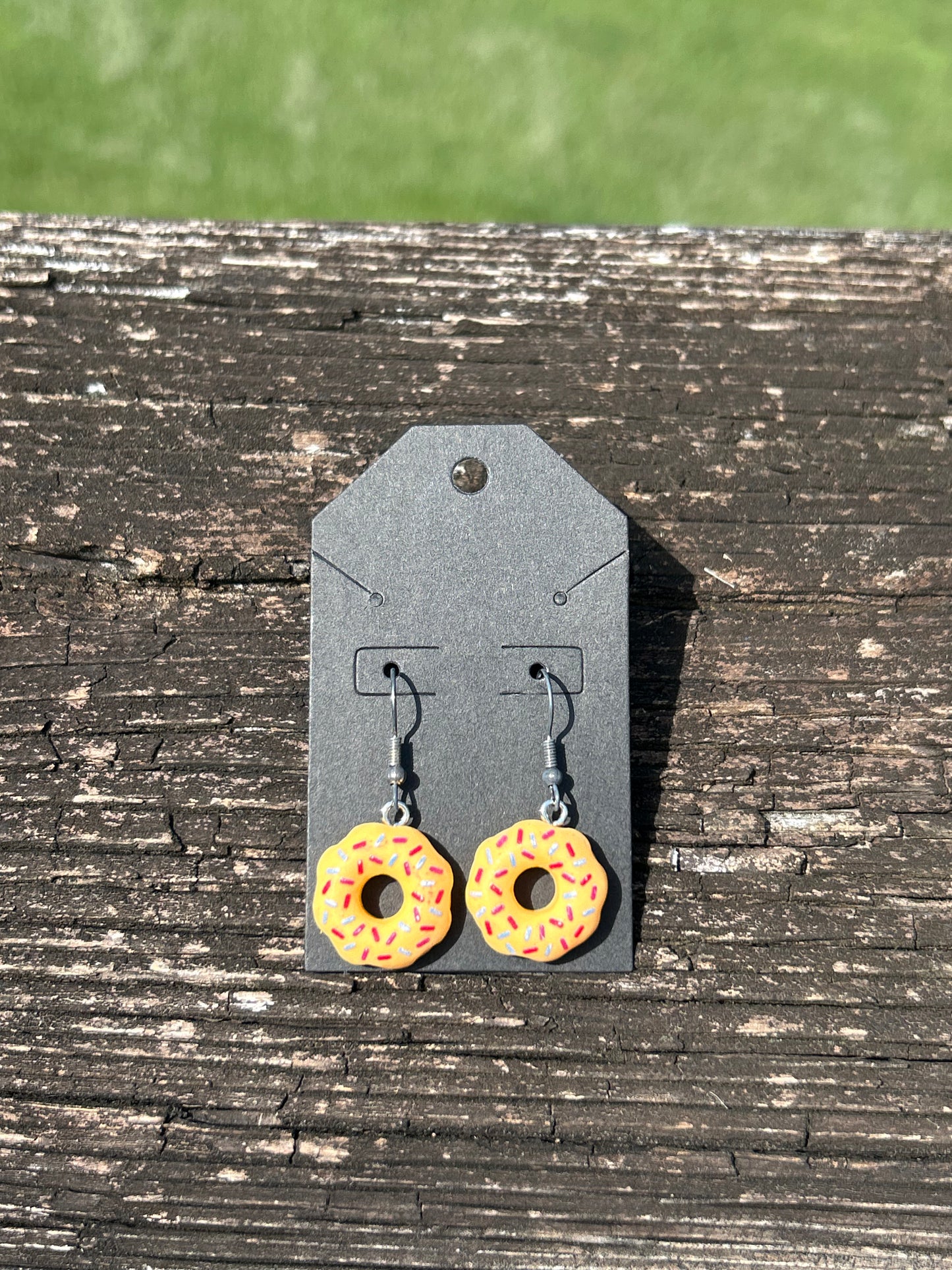 Donut Earrings (Yellow)