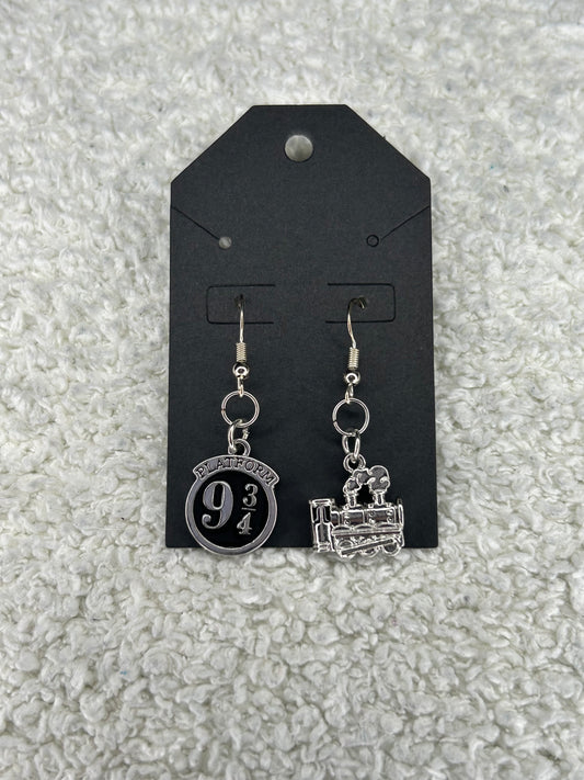 Platform 9 3/4 Earrings